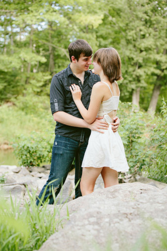 wisconsin-northwoods-engagement-photographer-central-wi-james-stokes_061