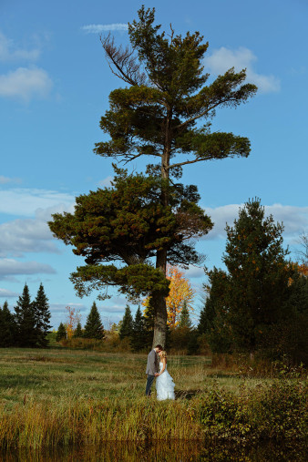 rustic-wisconsin-wedding-inspiration-photo-James-Stokes-Photography_064
