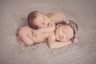 wausau-area-newborn-photographers-twin-baby-ideas