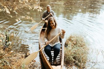 15-rustic-vintage-canoe-engagement-photos-on-riverJames-Stokes-Photography