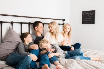 bedroom-family-photos-lifestyle-james-stokes-phoot-13