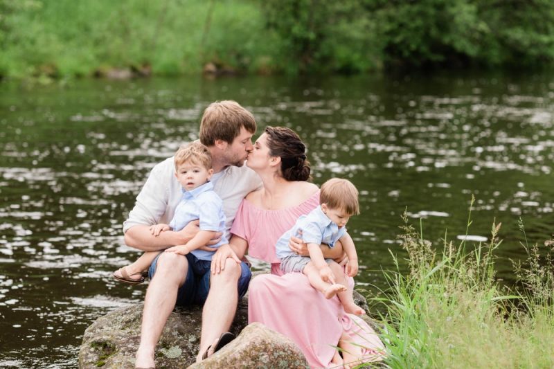 Northern Central Wisconsin Lifestyle Family Photographer